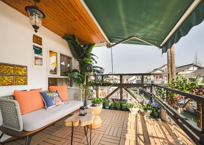 Shanghai River View Villa