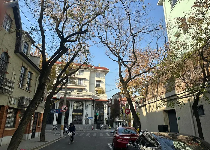 Villa With Perfect Garden In Xuhui Nearby Art Museum